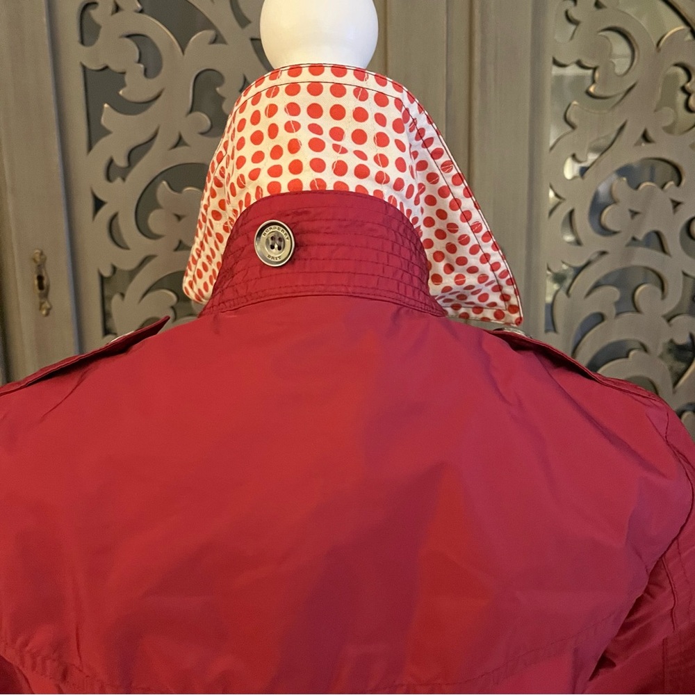 Burberry Brit cranberry red trenchcoat 4 - Picture 5 of 16